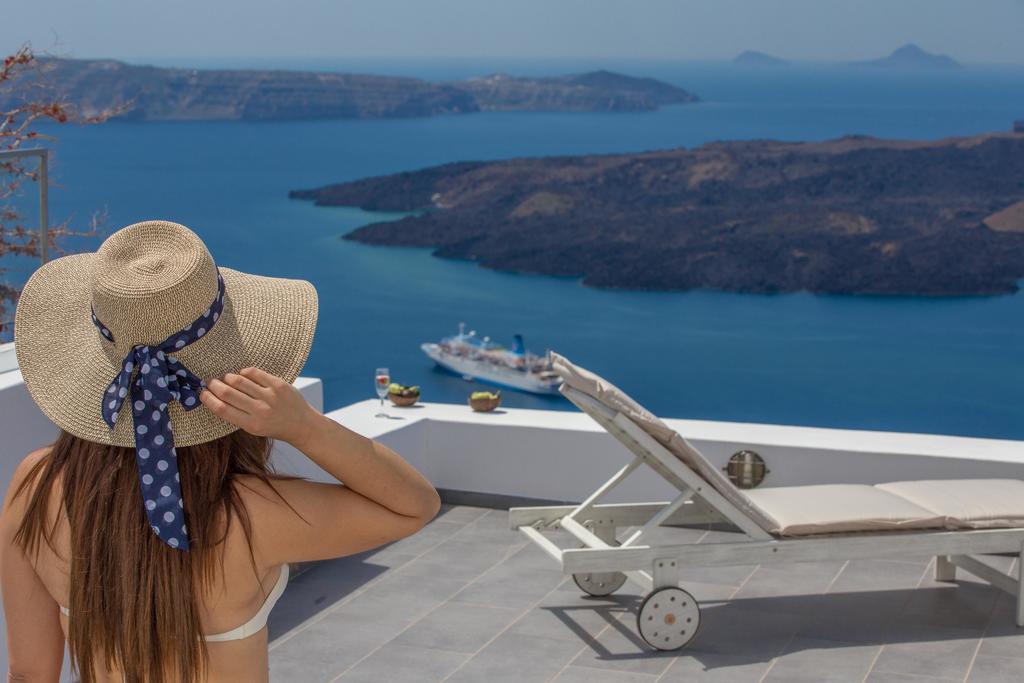 Vila Karpimo Horizon - Caldera View With Private Hot Tub Firostefani Exteriér fotografie